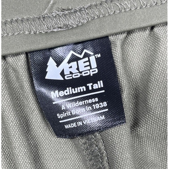REI Sahara Stretch Convertible Pants Womens M Tall Army Green Cargo MSRP$99 - Picture 10 of 16